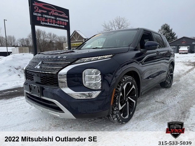 2022 Mitsubishi Outlander SE 