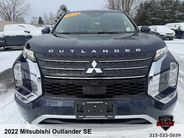 2022 Mitsubishi Outlander SE