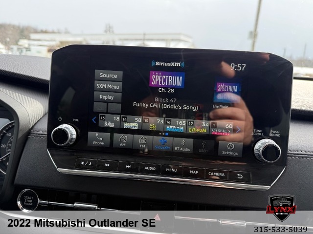 2022 Mitsubishi Outlander SE