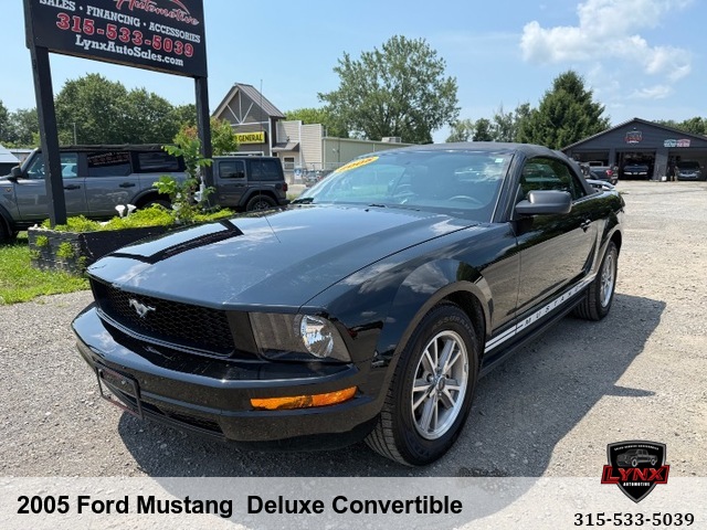 2005 Ford Mustang  Deluxe Convertible