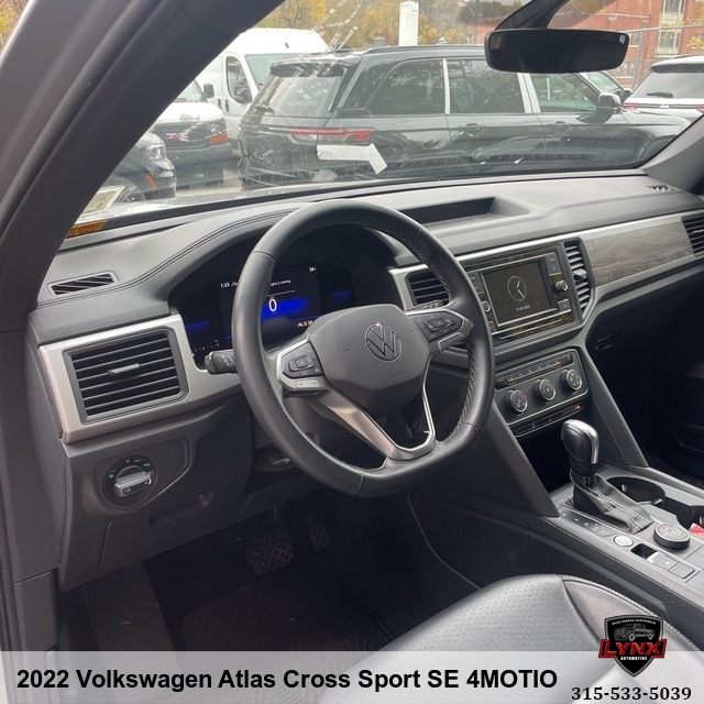 2022 Volkswagen Atlas Cross Sport SE 4MOTION