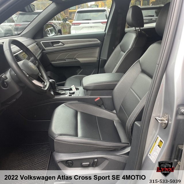 2022 Volkswagen Atlas Cross Sport SE 4MOTION