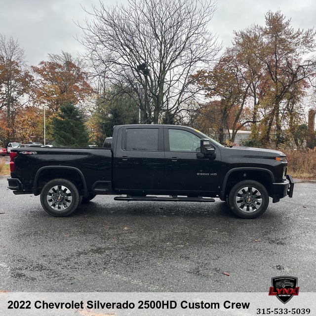 2022 Chevrolet Silverado 2500HD Custom Crew Cab Short Box