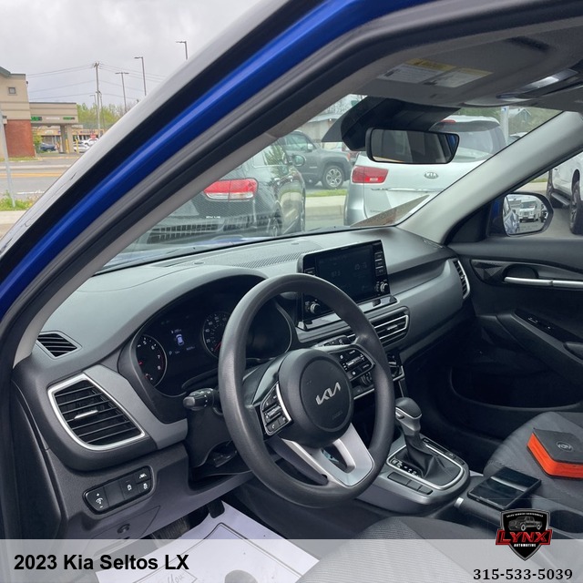 2023 Kia Seltos LX