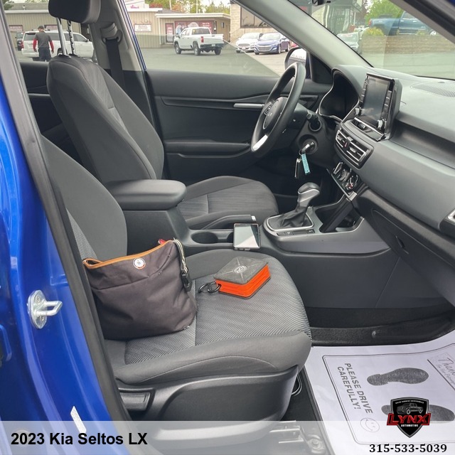 2023 Kia Seltos LX