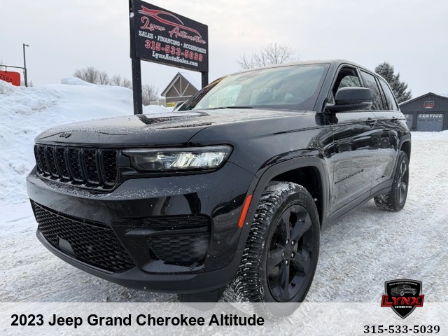 2023 Jeep Grand Cherokee Altitude