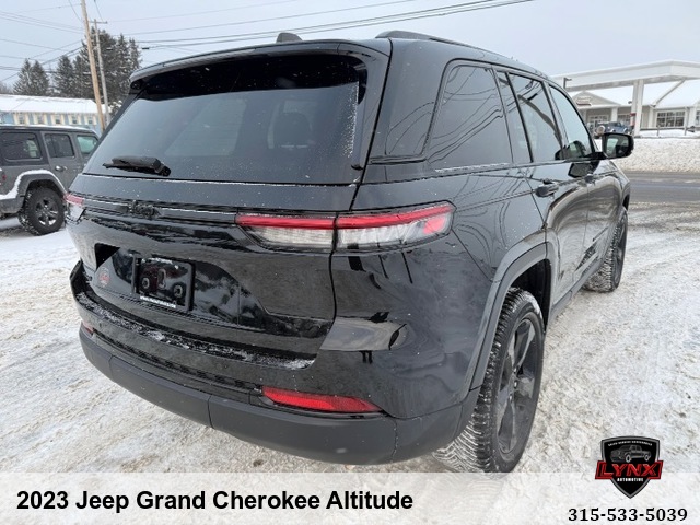 2023 Jeep Grand Cherokee Altitude