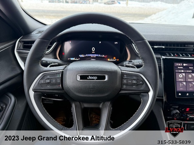 2023 Jeep Grand Cherokee Altitude