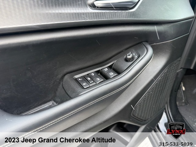 2023 Jeep Grand Cherokee Altitude