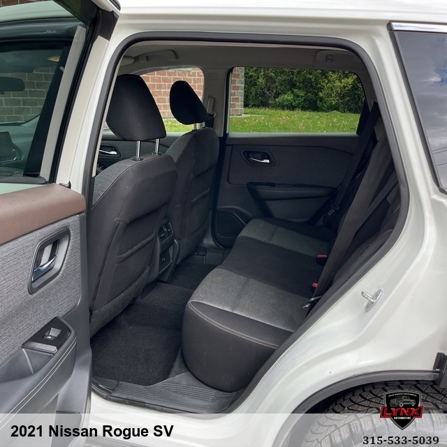 2021 Nissan Rogue SV