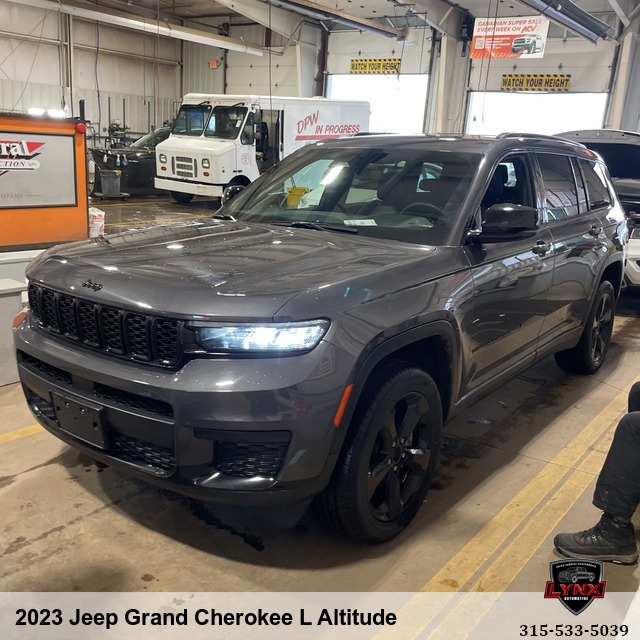 2023 Jeep Grand Cherokee L Altitude