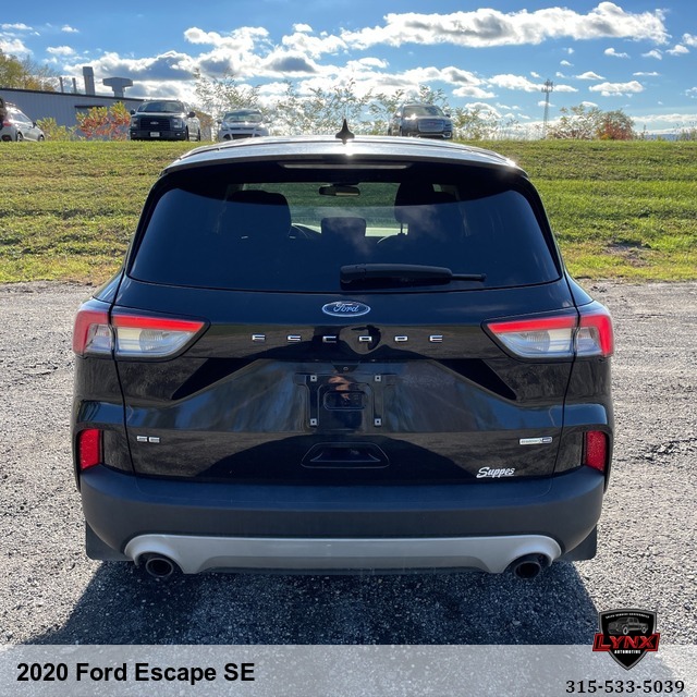 2020 Ford Escape SE