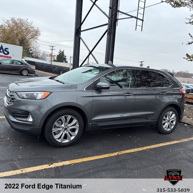 2022 Ford Edge Titanium