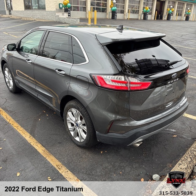 2022 Ford Edge Titanium