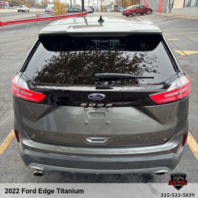 2022 Ford Edge Titanium