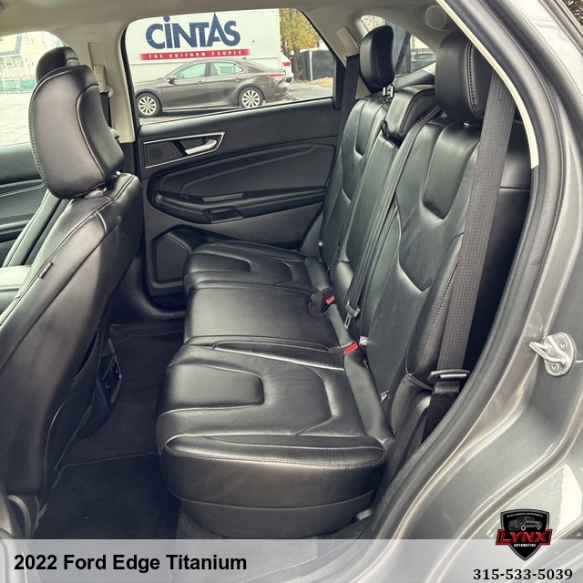 2022 Ford Edge Titanium