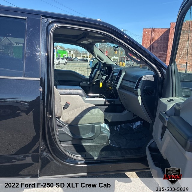 2022 Ford F-250 SD XLT Crew Cab